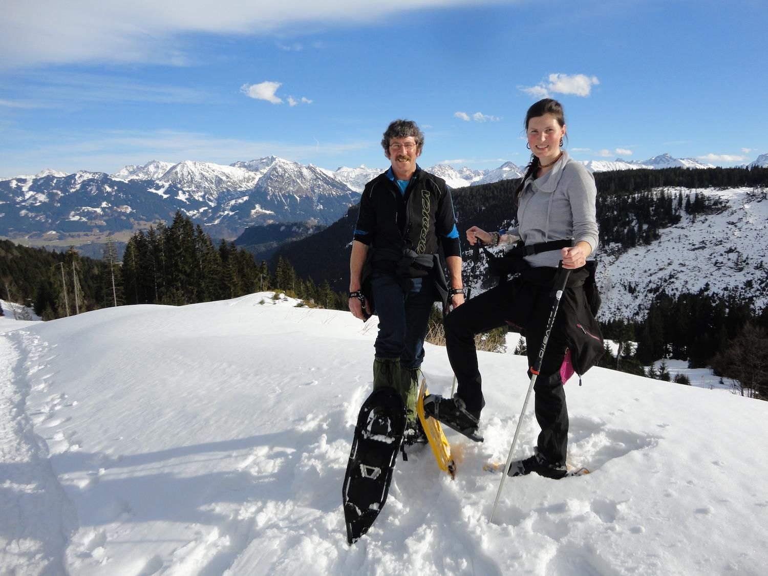 Gemütliche Schneeschuh-Schnuppertour rund um Grasg