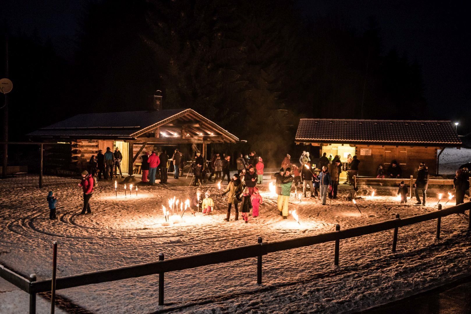 Zauberhafte Fackelwanderung in Obermaiselstein