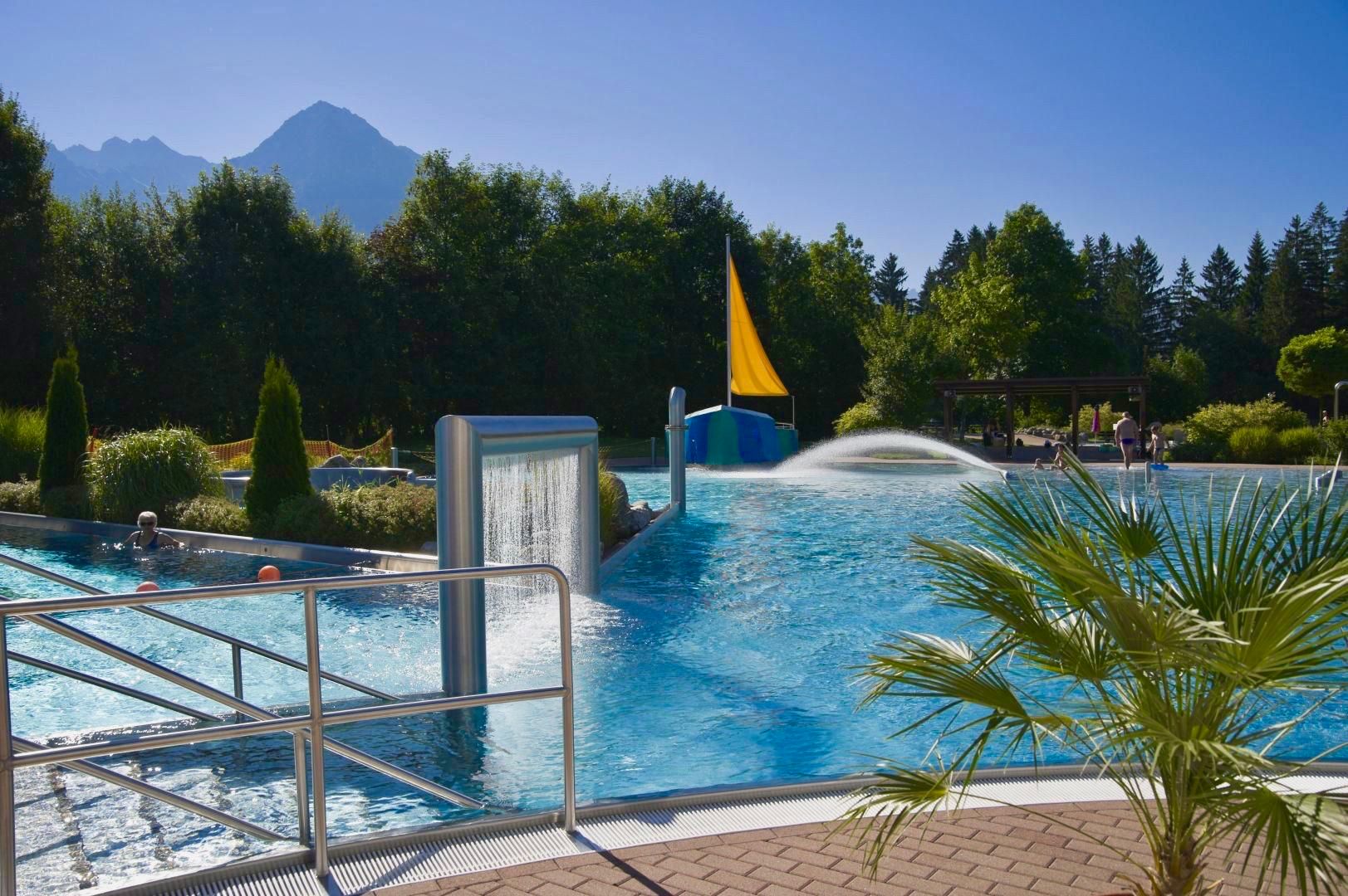 Im Freibad in Fischen findet die ganze Familie ihr