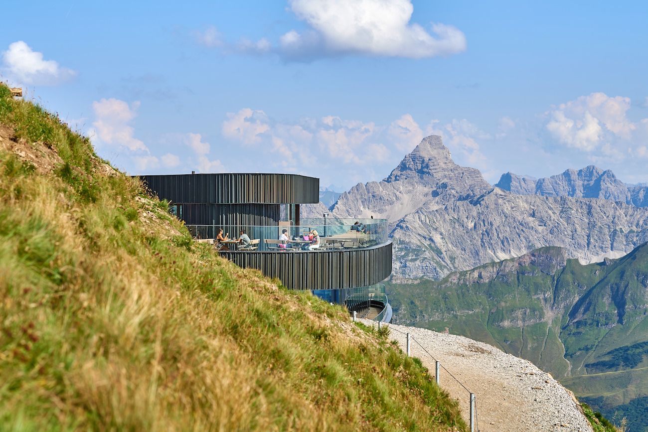 Blick auf das Gipfelrestaurant