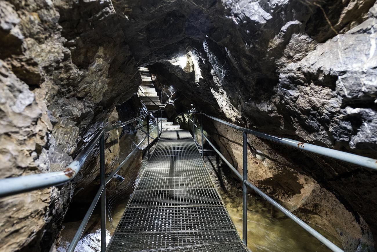 Sturmannshöhle - 180 Stufen, 300 Meter