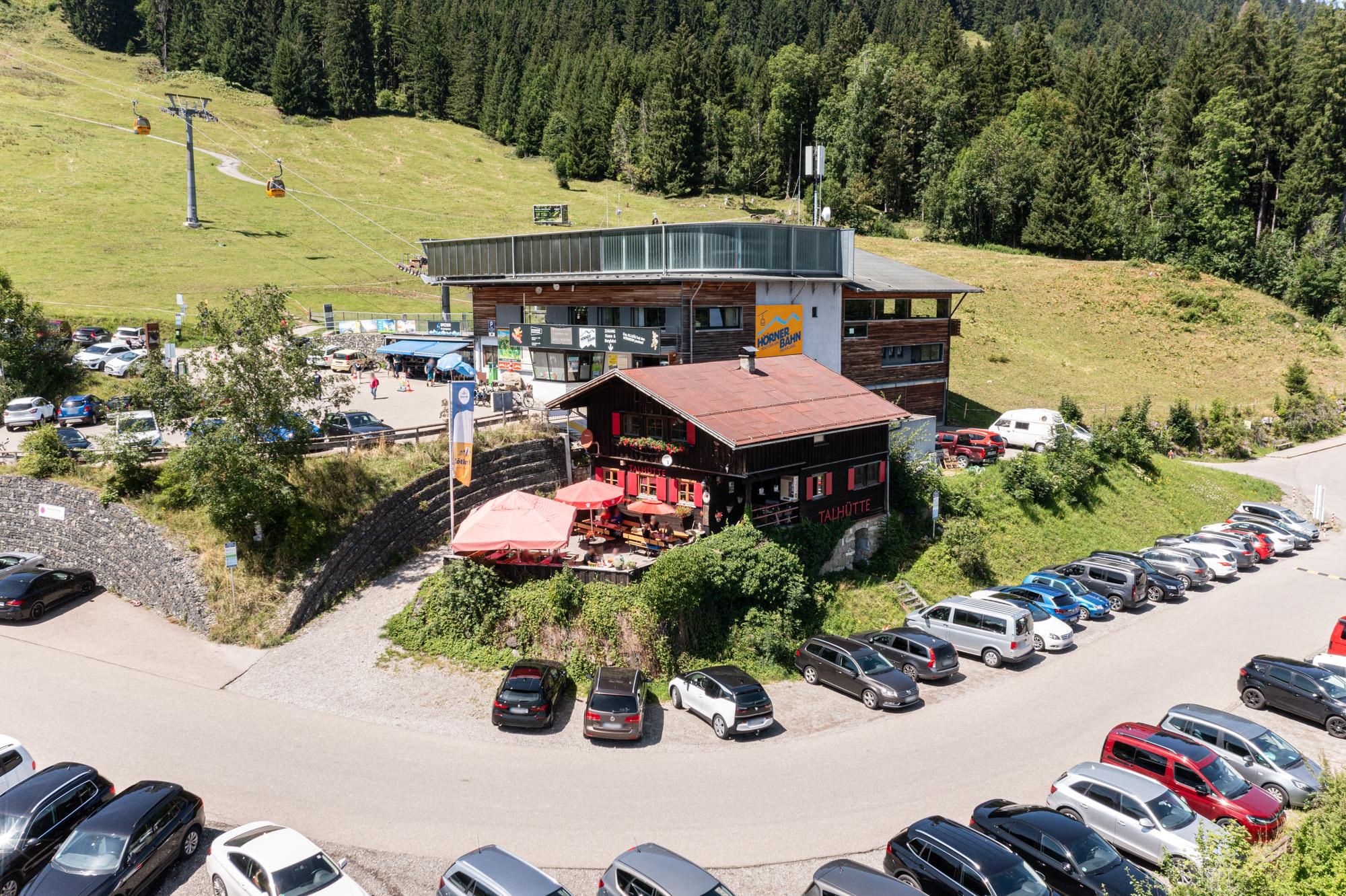 Talhütte an der Talstation Hörnerbahn Bolsterlang