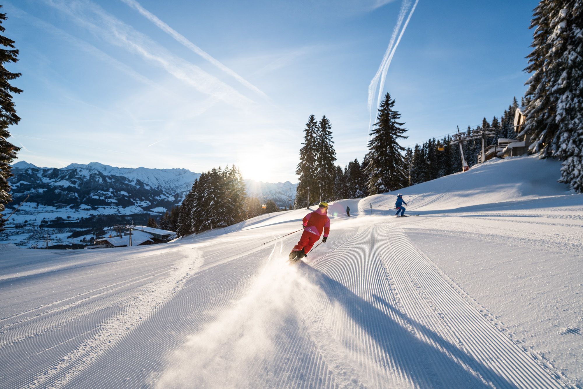 Skifahren bei Sonnenschein in Bolsterlang im Allgäu