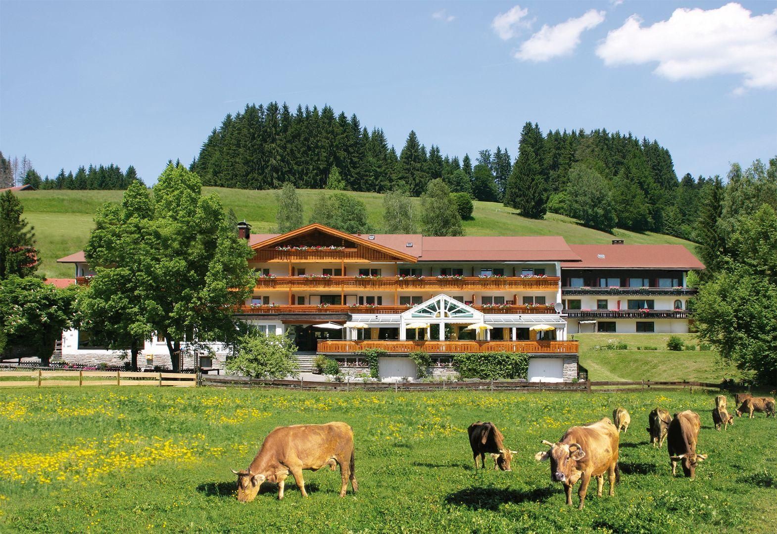 Das Hotel Sonnenbichl im Fischinger Ortsteil Lange