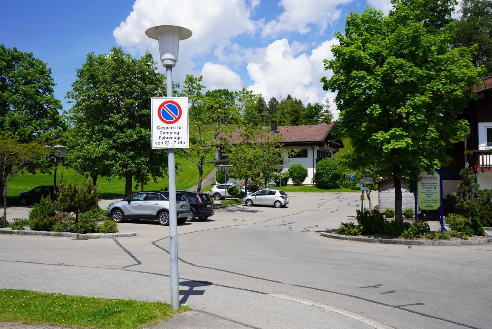 Kostenfreier Parkplatz am Haus des Gastes