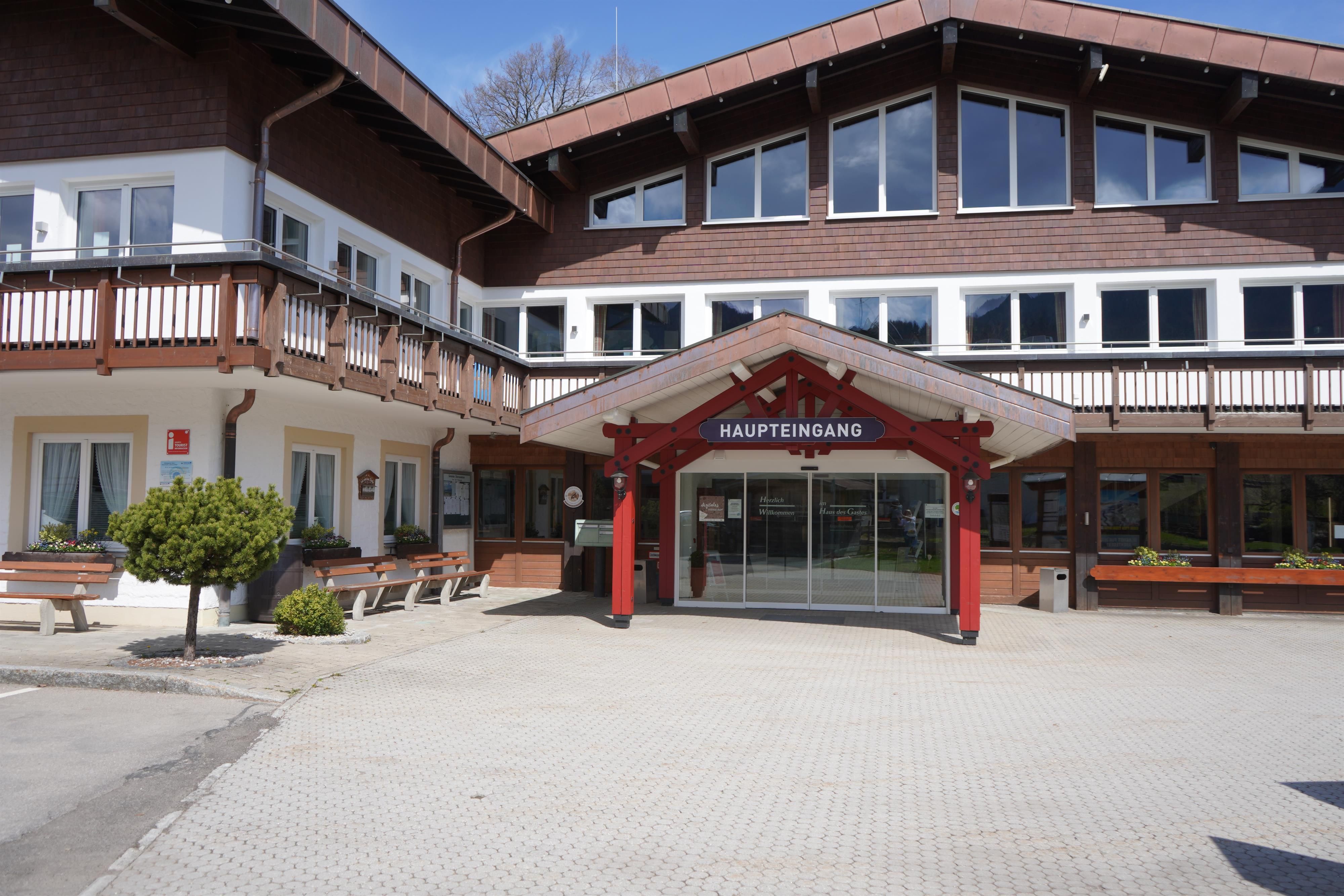 Parkplatz am Haus des Gastes Obermaiselstein