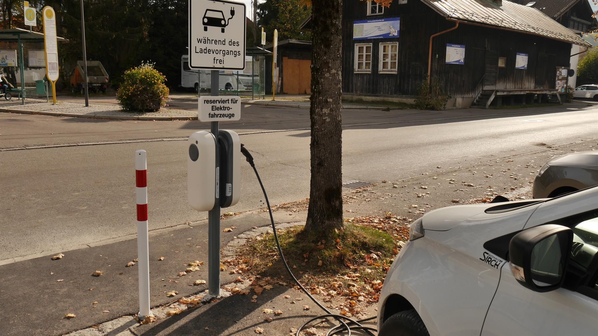 Ladestation für E-Autos in Fischen Ort